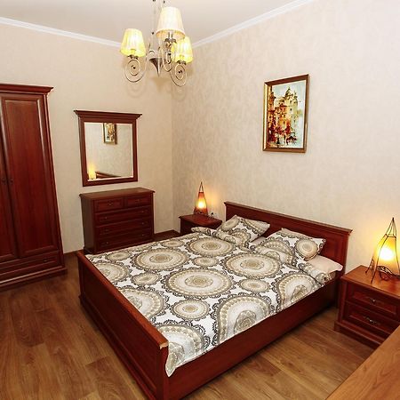 Apartment Near Museum Lviv Exterior foto