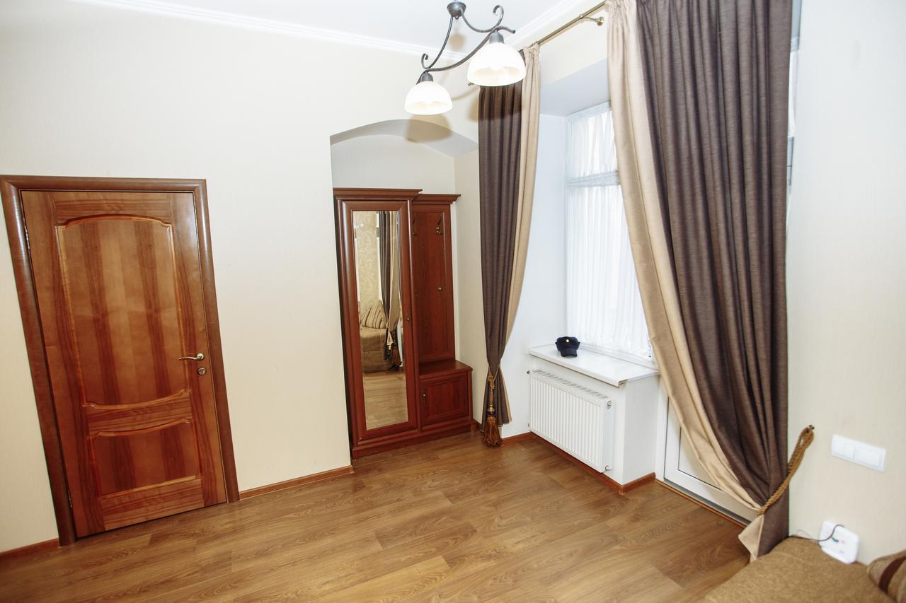 Apartment Near Museum Lviv Exterior foto