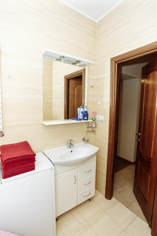 Apartment Near Museum Lviv Exterior foto